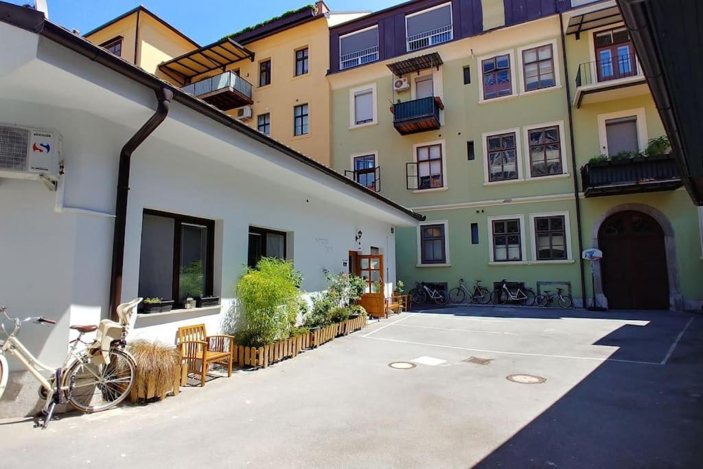 Goodlebang, 3 Bed Room Apartment, Center Ljubljana Eksteriør bilde